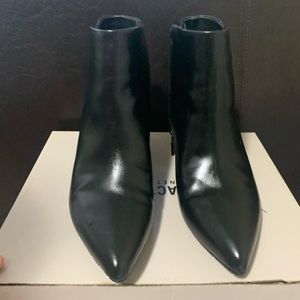 Reaction kenneth cole bootie